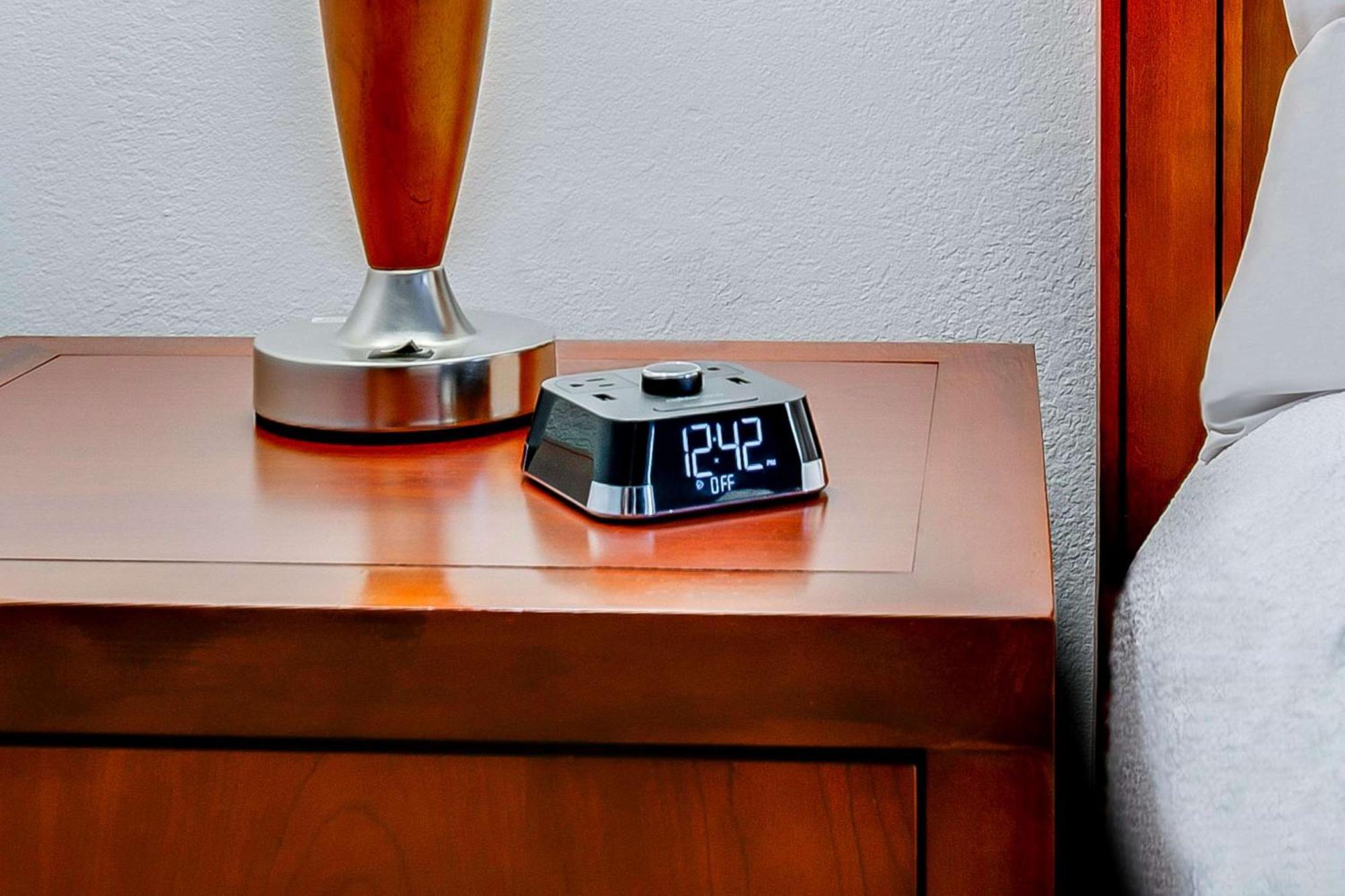Hilton Garden Inn Louisville-Northeast Bagian luar foto