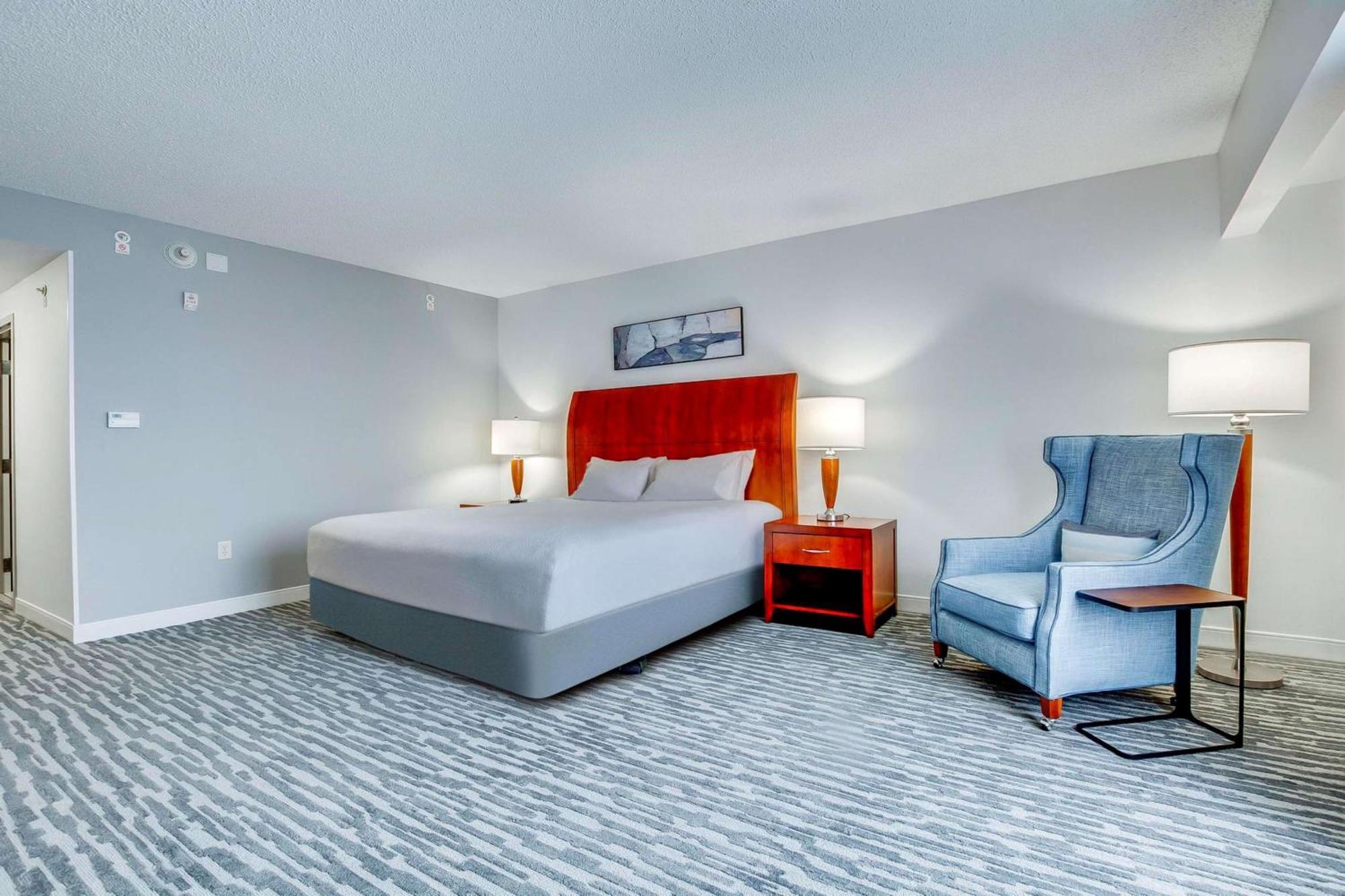 Hilton Garden Inn Louisville-Northeast Bagian luar foto